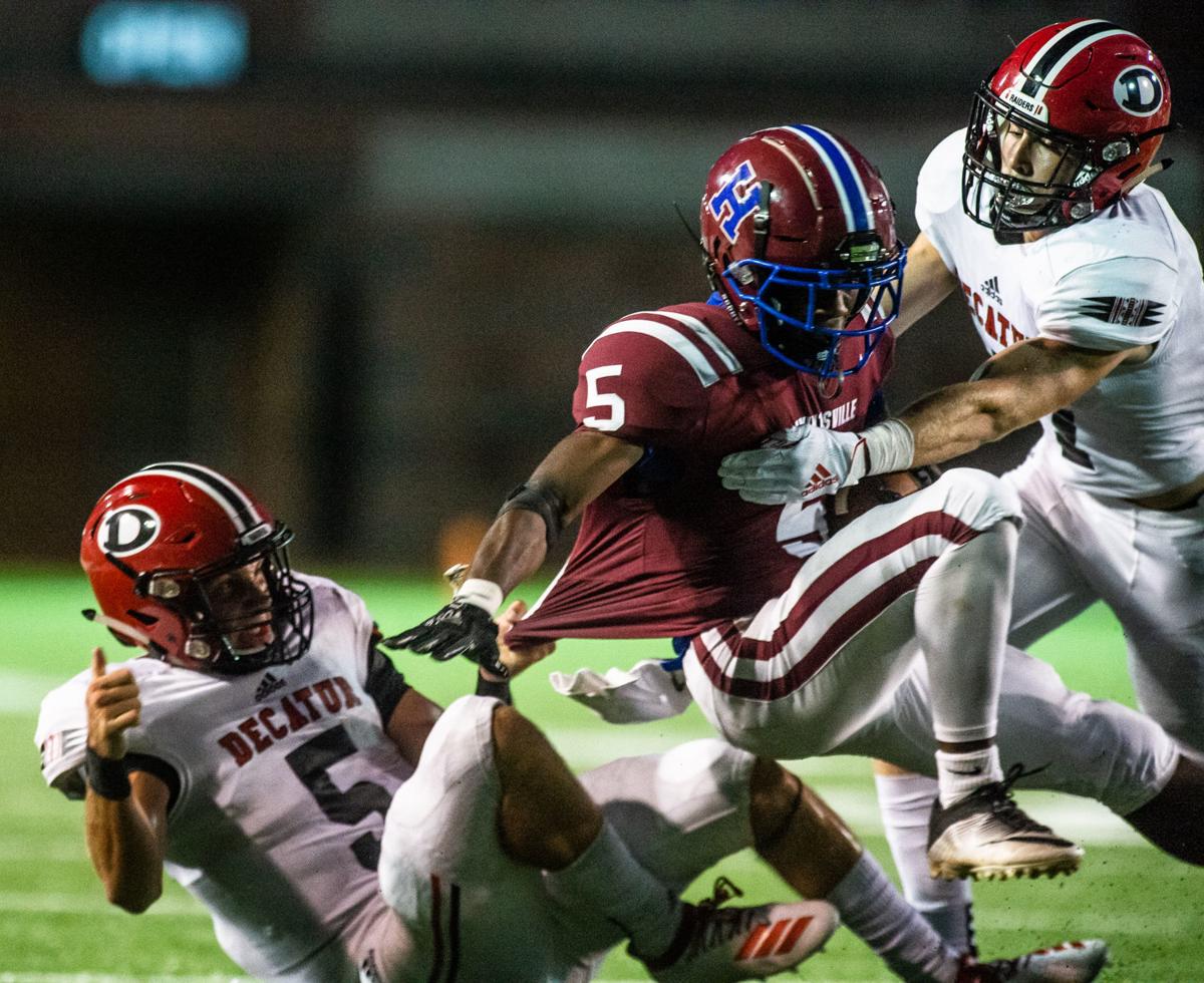 Huntsville Runs Past Decatur 45 14 Decatur High Decaturdaily Com