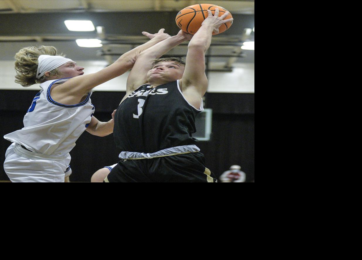 DecaturDaily.com - Davenport leads East Lawrence to upset of Hatton image