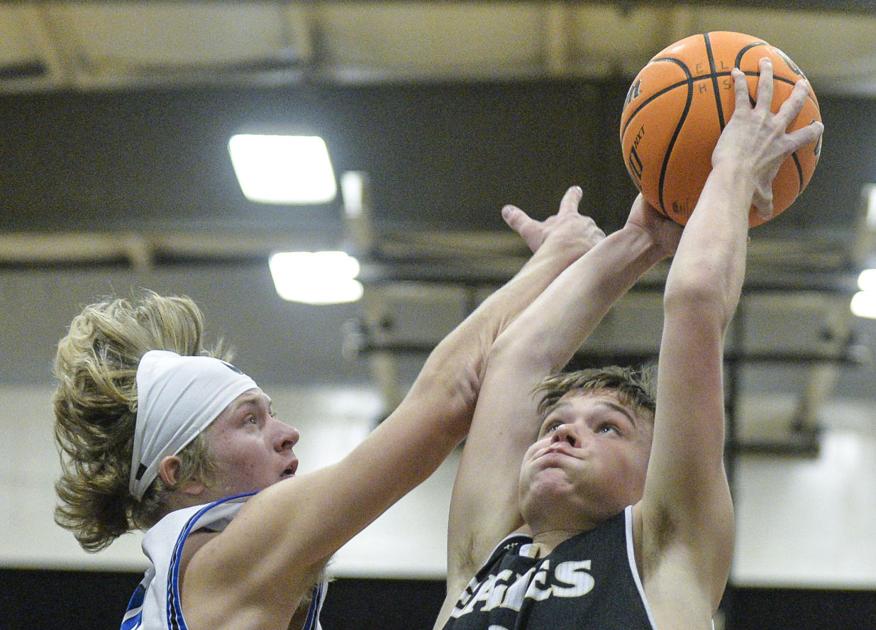 DecaturDaily.com - Davenport leads East Lawrence to upset of Hatton image