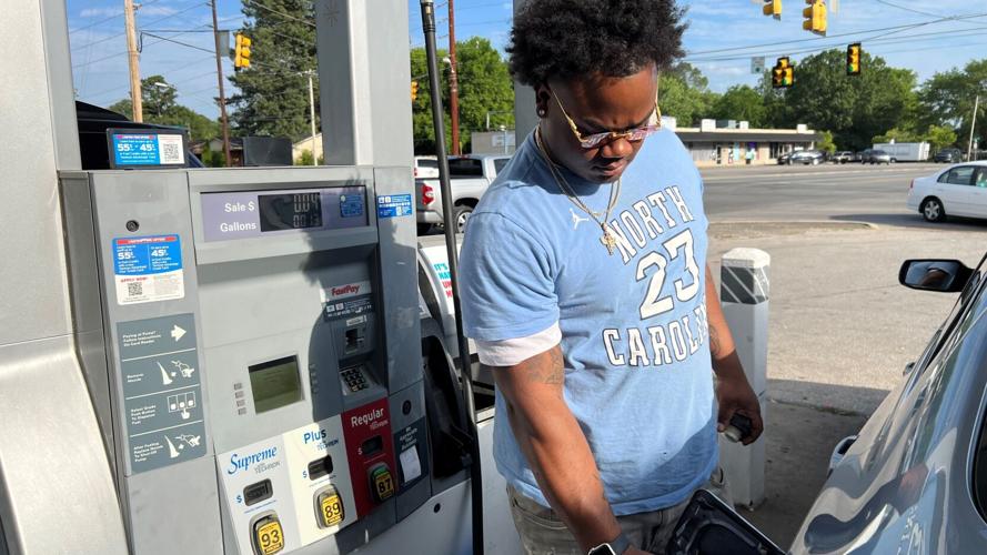 Experts predict stable gas prices for summer travel