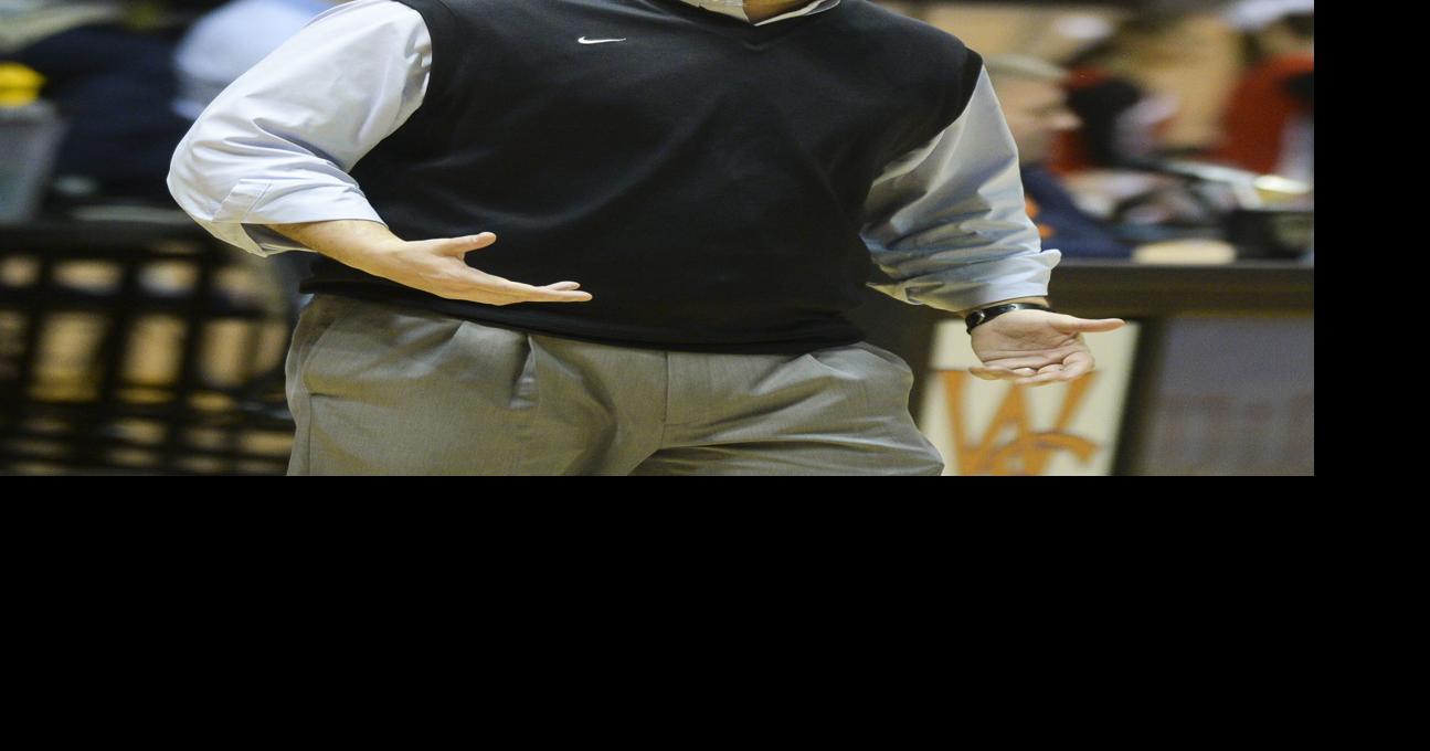 Miles leaves Austin basketball job for teaching position at Hartselle