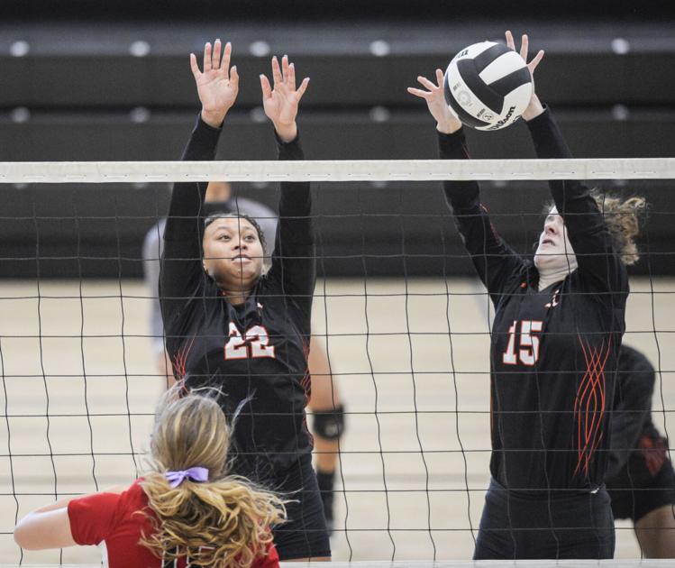 DecaturDaily.com - Lawrence County comes back vs. Austin, Huntsville image