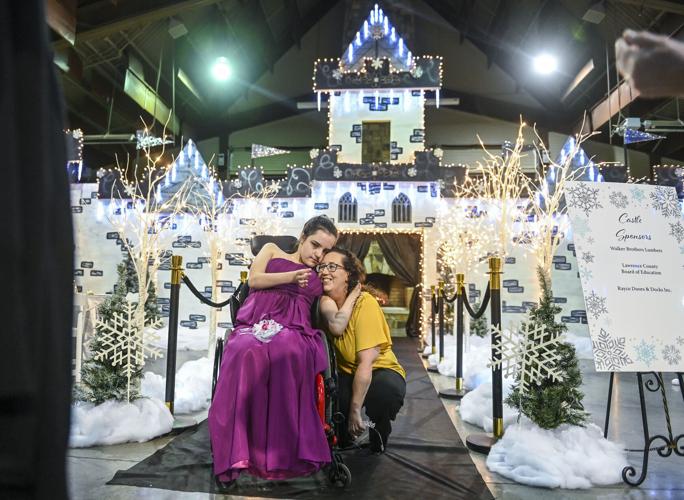 D230316 special prom JN11.jpg