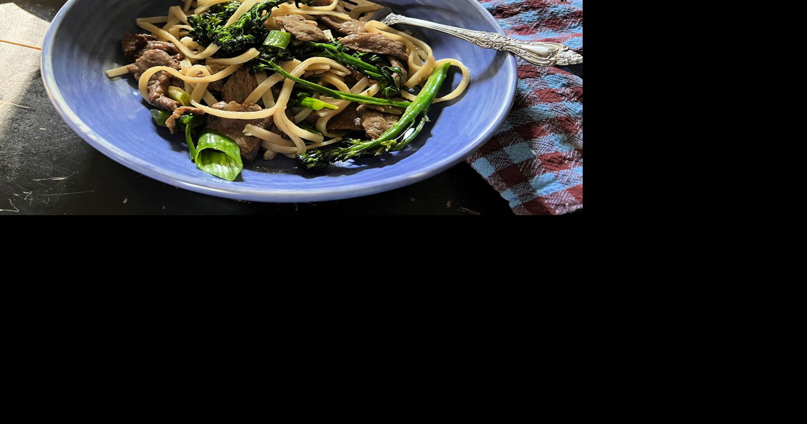Gretchen's table Stirfried rice noodles with beef and broccoli Food