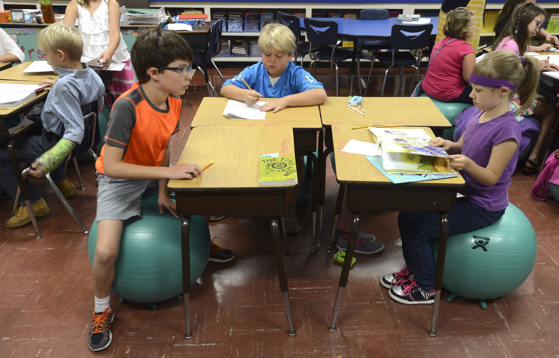 Eastwood Elementary School Ball Chairs Multimedia Decaturdaily Com