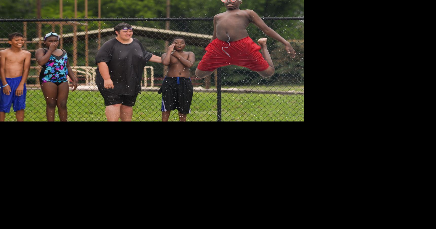 Making a splash | Local News | decaturdaily.com