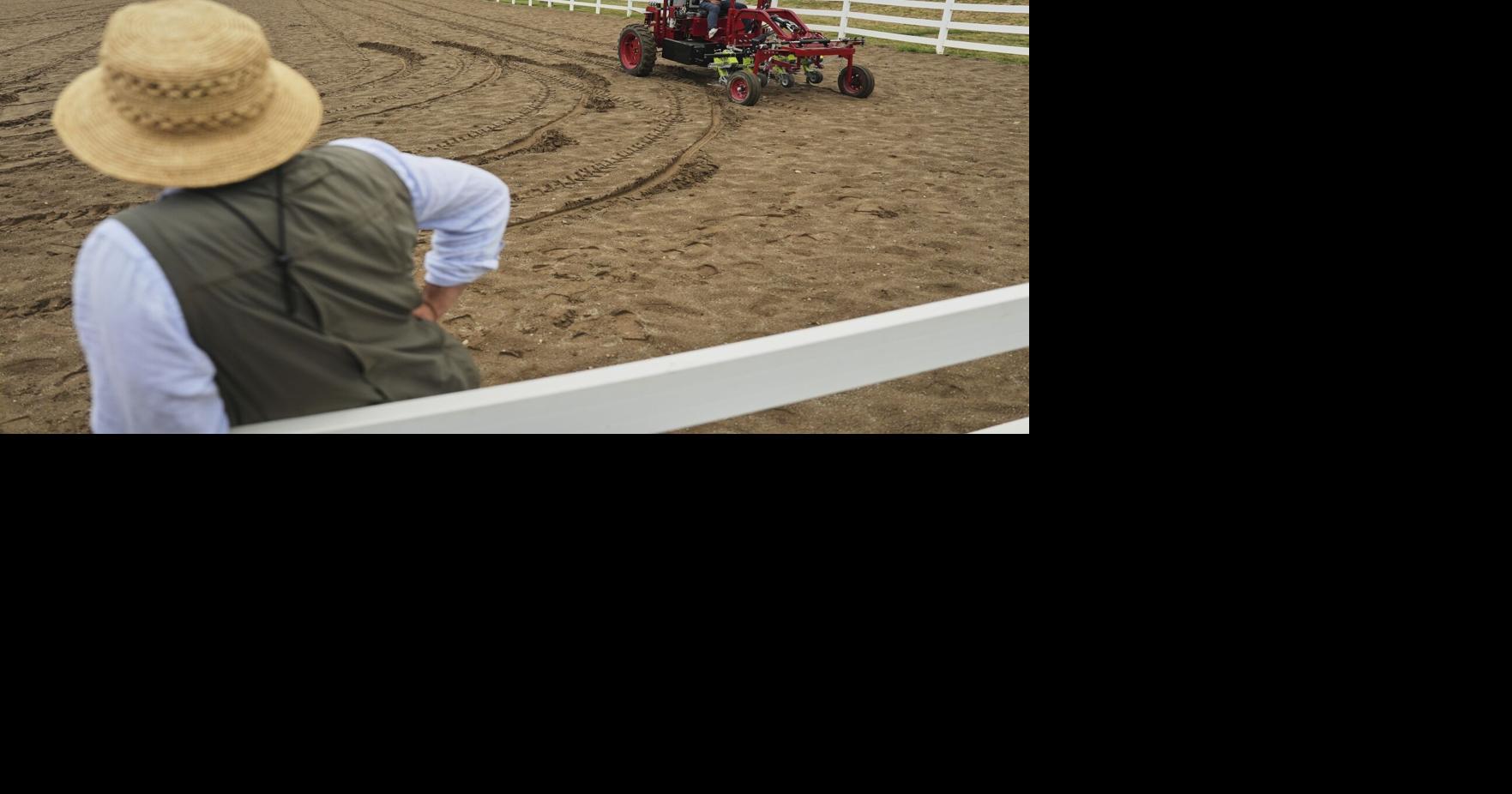 Will electric tractors gain traction? At a pilot event for farmers ...