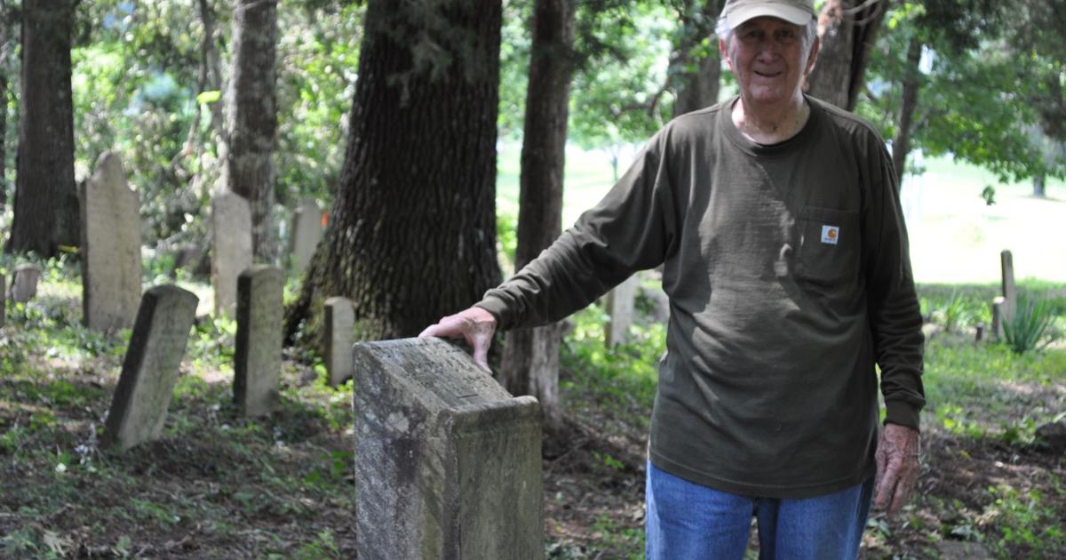 Decatur Cemetery Decatur Indiana A Grave Mission: Volunteers working to restore historic Decatur ...