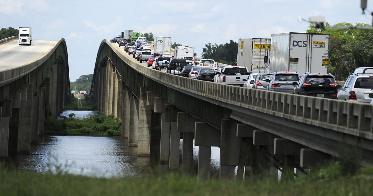 Decatur Bridge Iowa Bridge study to survey wide area for possible locations, but ...