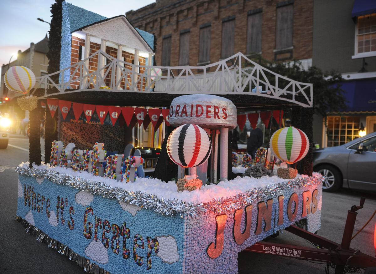 Decatur High's parade News