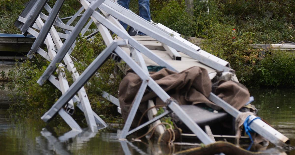 Demolition work starts on damaged Riverwalk Marina dock | Decatur ...