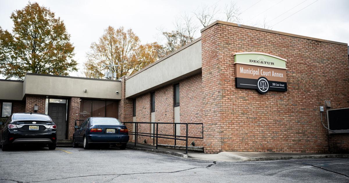 Council considering a switch to buying Municipal Court annex Decatur Council considering a switch to buying Municipal Court annex Decatur