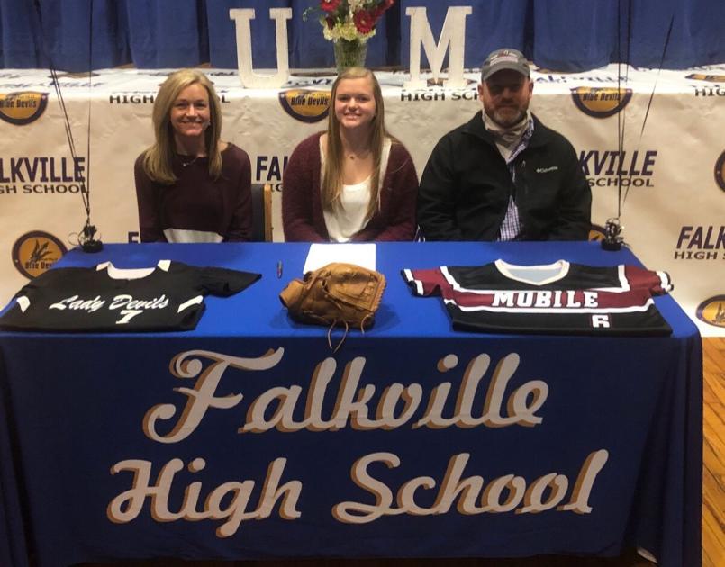 DecaturDaily.com - Falkville’s Fitzgerald signs with University of Mobile image