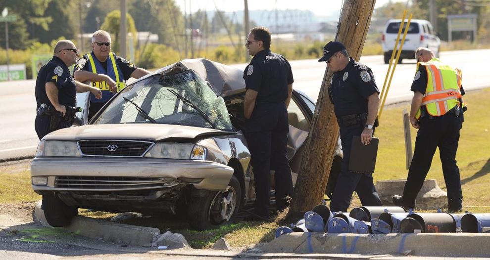 Man injured on Alabama 67 in 2vehicle wreck News Man injured on Alabama 67 in 2vehicle wreck News