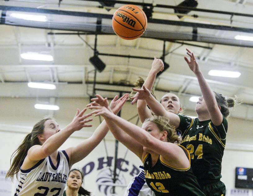 DecaturDaily.com - Metzgar’s double-double leads Decatur Heritage image