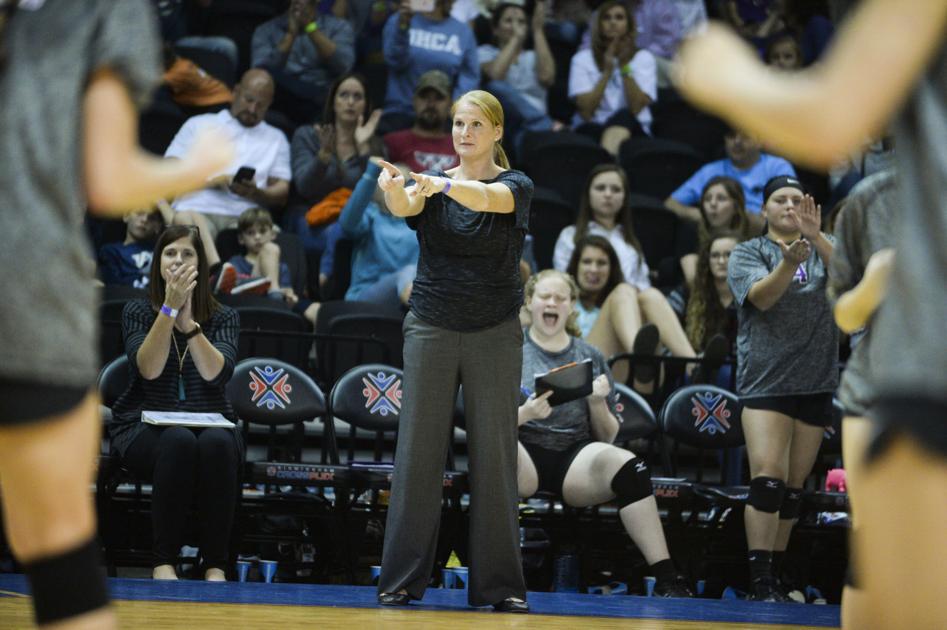 DecaturDaily.com - Former coach Kelly Garland returns to lead DHCA volleyball program image