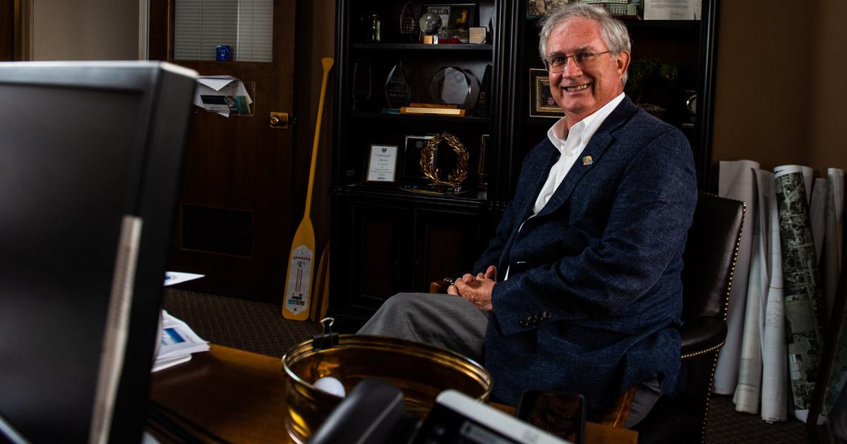Roderick Garth Decatur City officials contemplate the Terry era and postscript | Decatur ...