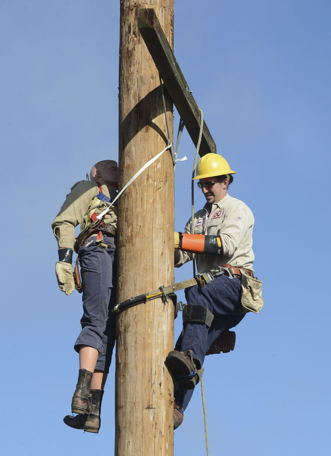 Decatur Utilities Pole Top Rescue Training Gallery