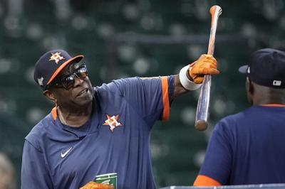 An Astros Loss and a Marriage Saved (Thanks, Kiss Cam