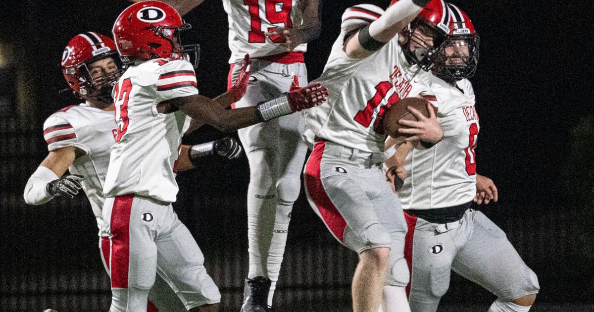 Decatur vs Columbia Football | Gallery | decaturdaily.com