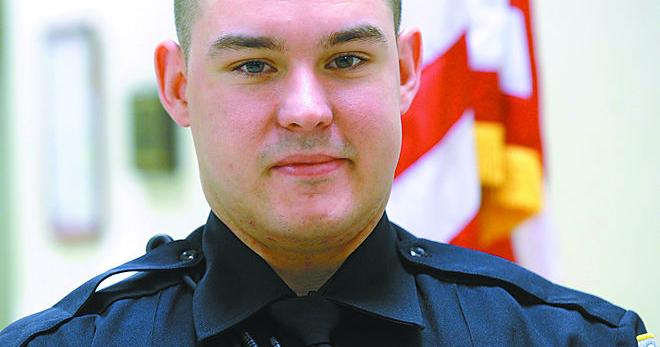 Decatur police officer receives Medal of Valor for fire rescue | Local ...