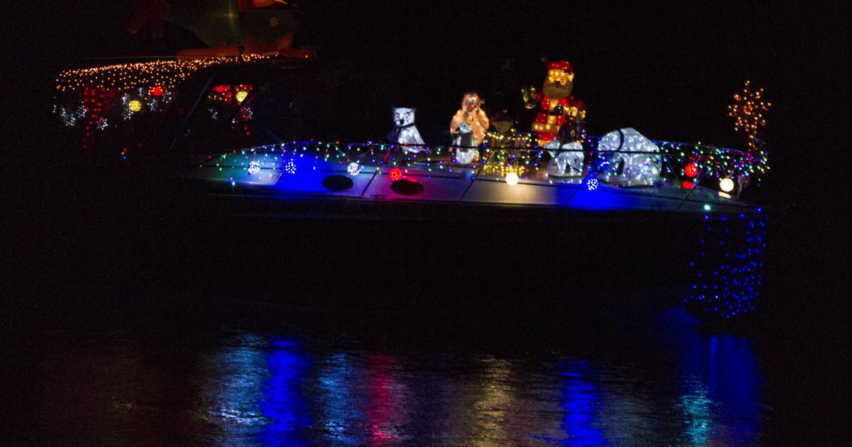 Parade Decatur Daily 2022 Decatur Parade of Lights | Featured | decaturdaily.com