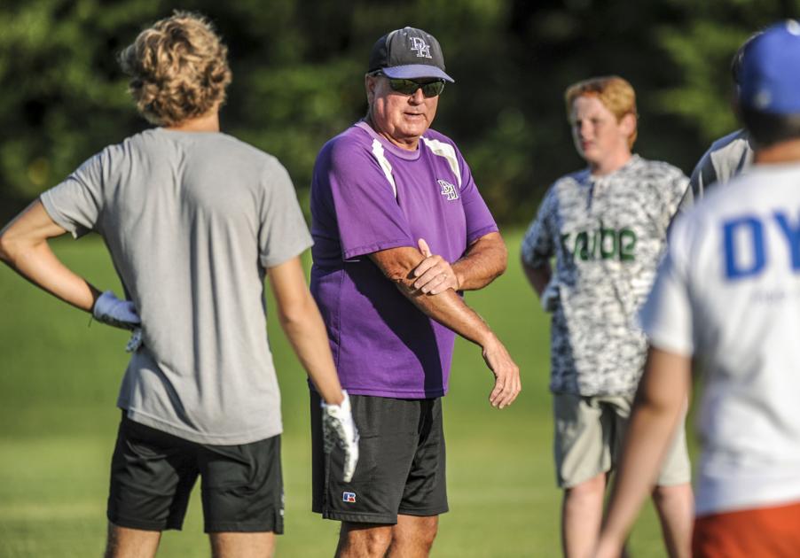 DecaturDaily.com - Football: Decatur Heritage ranked No. 6 in preseason poll image