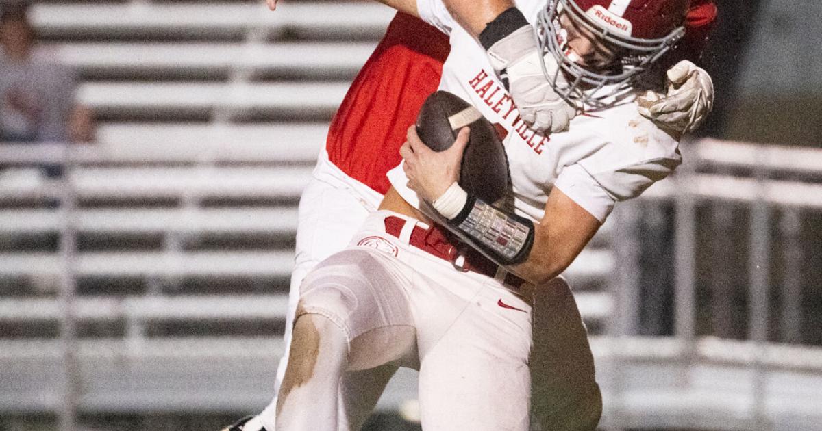 Lawrence County Vs Haleyville High School Football Gallery