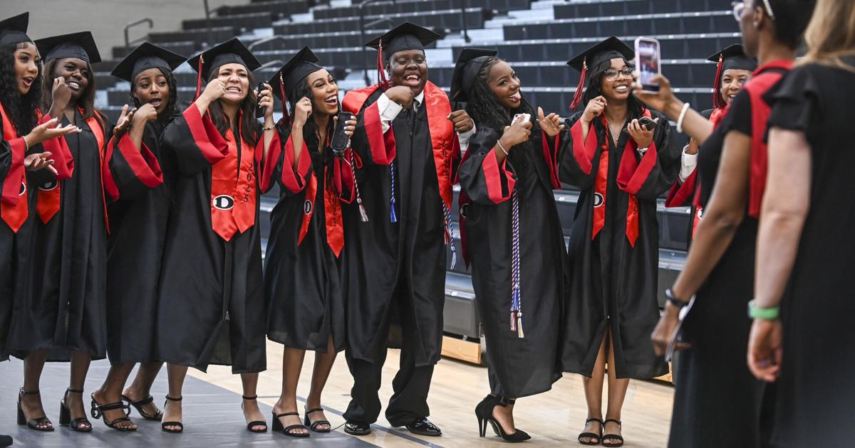 Decatur School Students Decatur High School's 2025 graduation | Gallery | decaturdaily.com