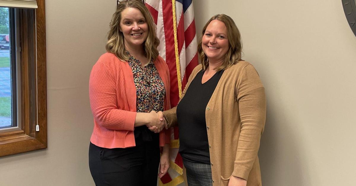 Amy Taute Decatur HIATT WELCOMES HUTTER | News | decaturdailydemocrat.com
