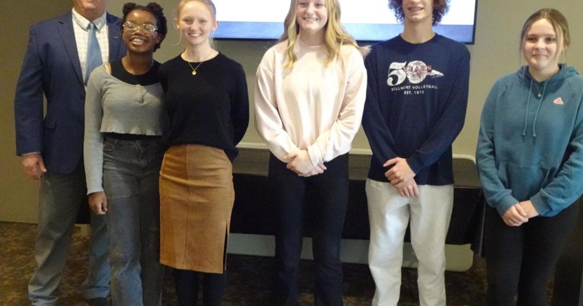 Paul Rosenberger Decatur Mayor features Youth Council at Decatur Chamber luncheon | News ...