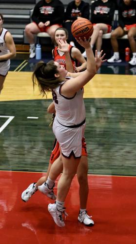 Hailey Cole scores 20 against Bluffton