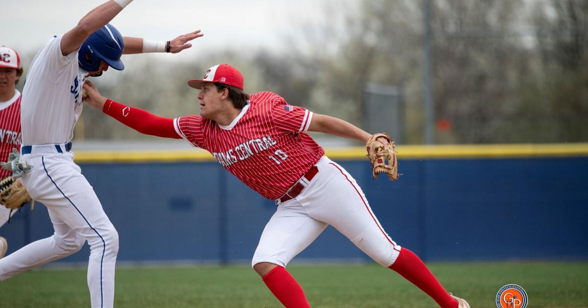 Decatur Commodores AC duo named to Player of the Year Watch List | Sports ...