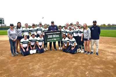 Del Tech Softball