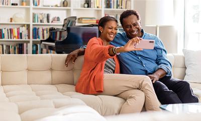 Empowering Seniors for Safer Online Experiences: 6 Practical Safety Tips for Caregivers and Families