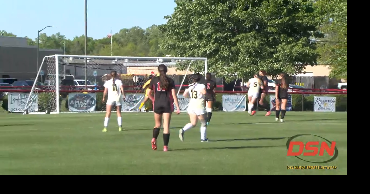 Highlights: Padua Defeats Polytech Girls Soccer 7-0