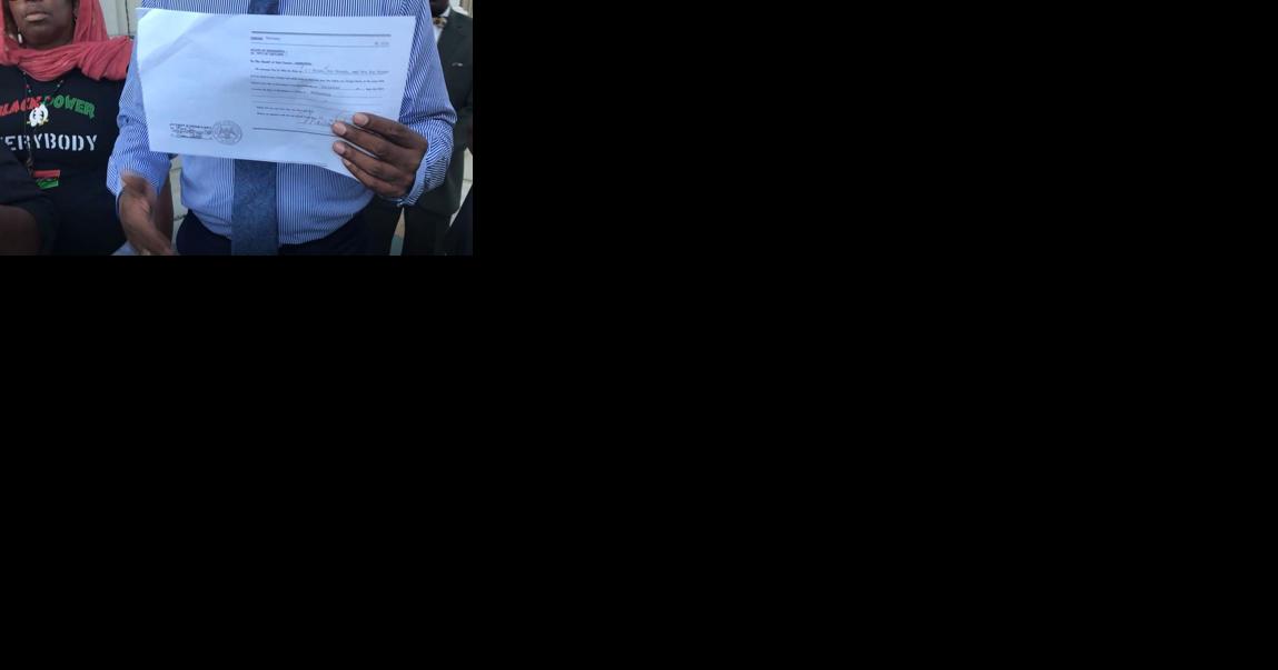 In surprise decision, grand jury refuses in indict Donham in Till murder. - Vimarsana News