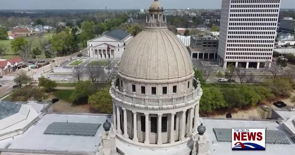 Federal judge orders Mississippi Supreme Court to redraw district lines