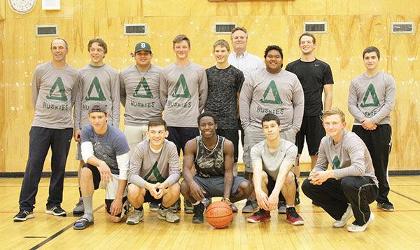 Senator Dunleavy Presents Citation To Delta Boy S Varsity Basketball Scenes Around Town Deltawindonline Com