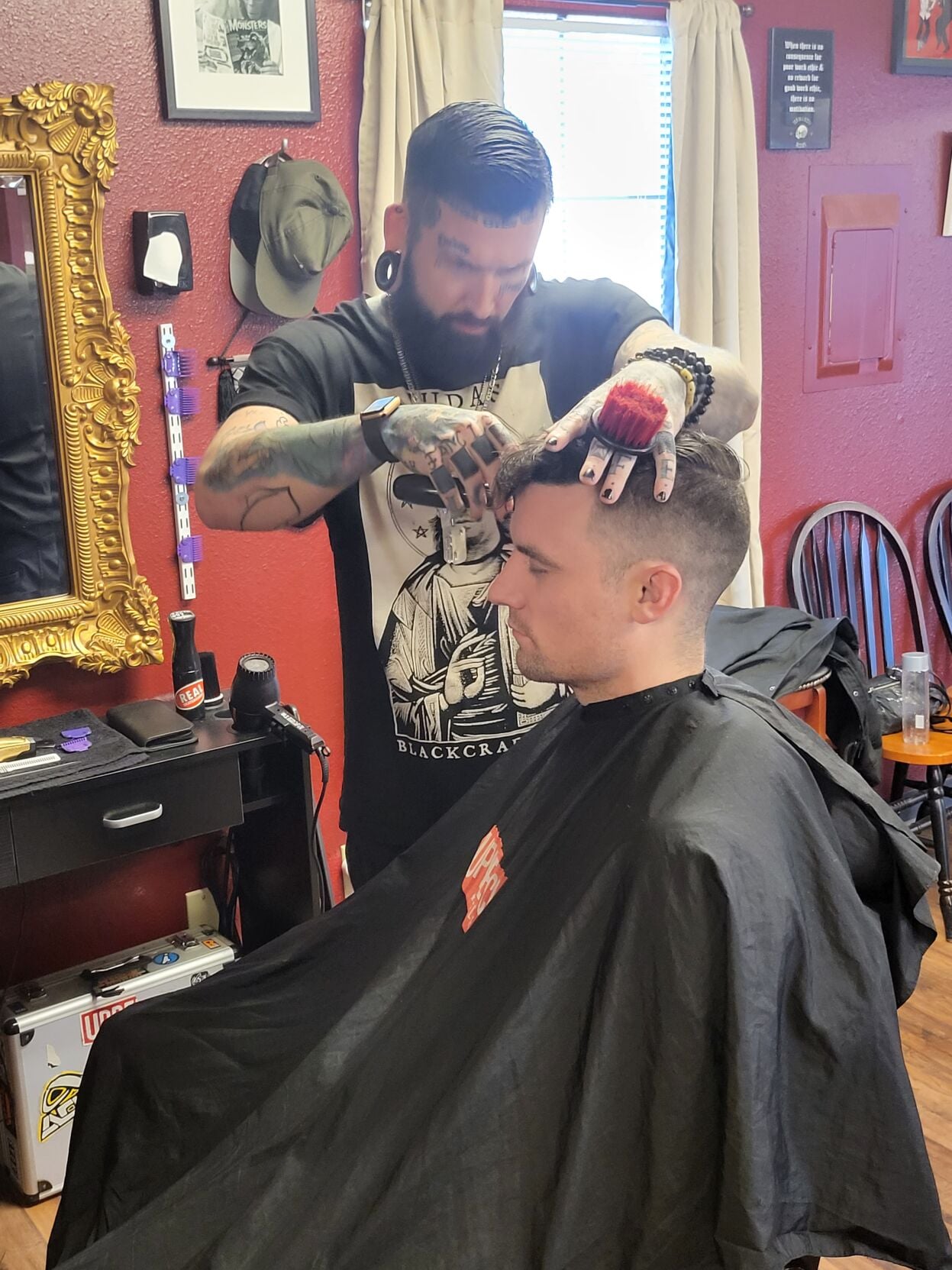 Sinfully Stylish | Business & Services | dentoncountymagazine.com