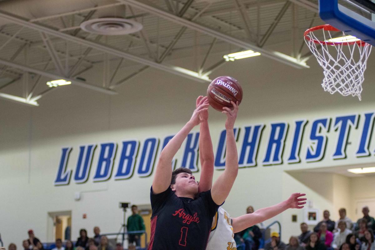 Boys basketball Argyle defeats Pampa and advances to the state