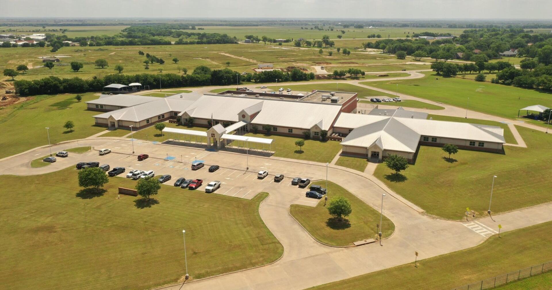 Pilot Point ISD superintendent resigns, board agrees to voluntary separation - Vimarsana News