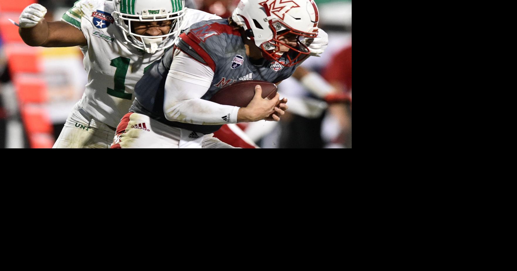 North Texas defensive lineman Gabriel Murphy