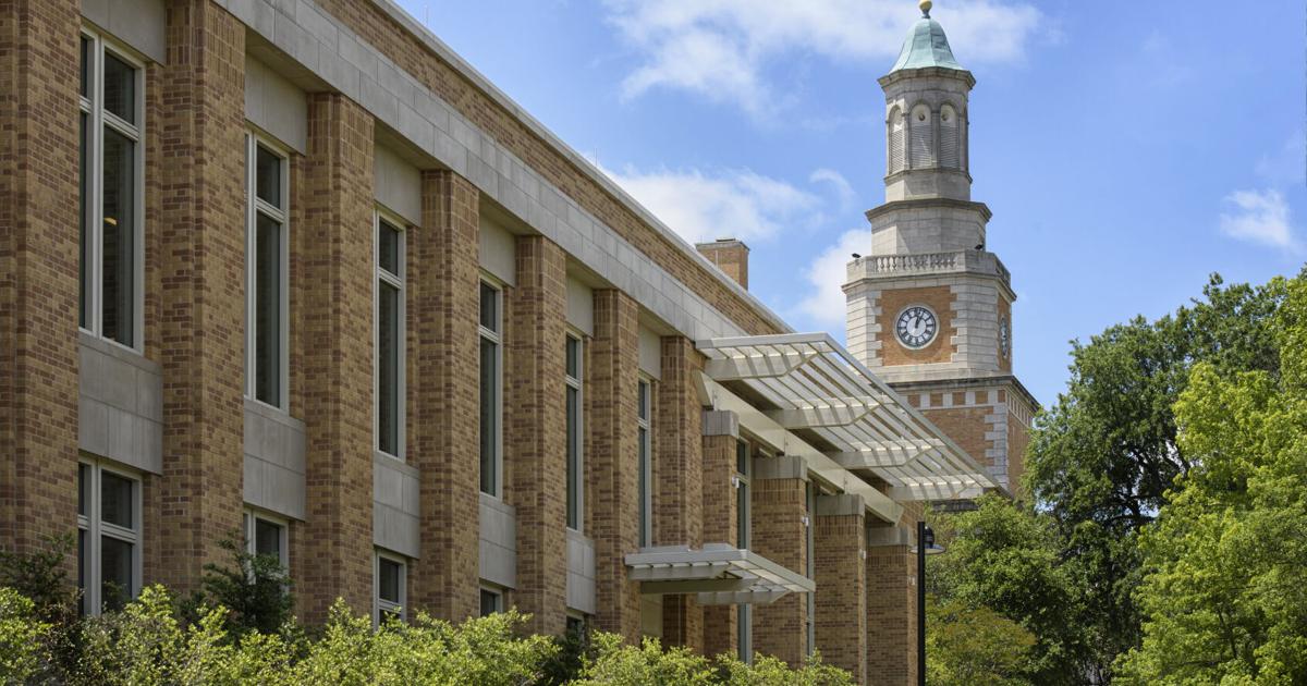 UNT among Texas schools blocking students from using TikTok on campus ...