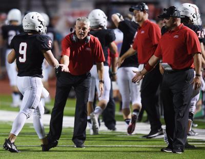 Football No 1 Argyle Breaks In New Offense At First Practice