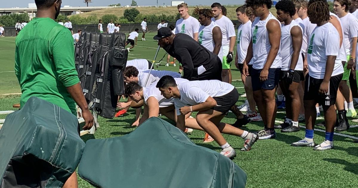 New UNT coaching staff makes positive impression as hundreds flock to