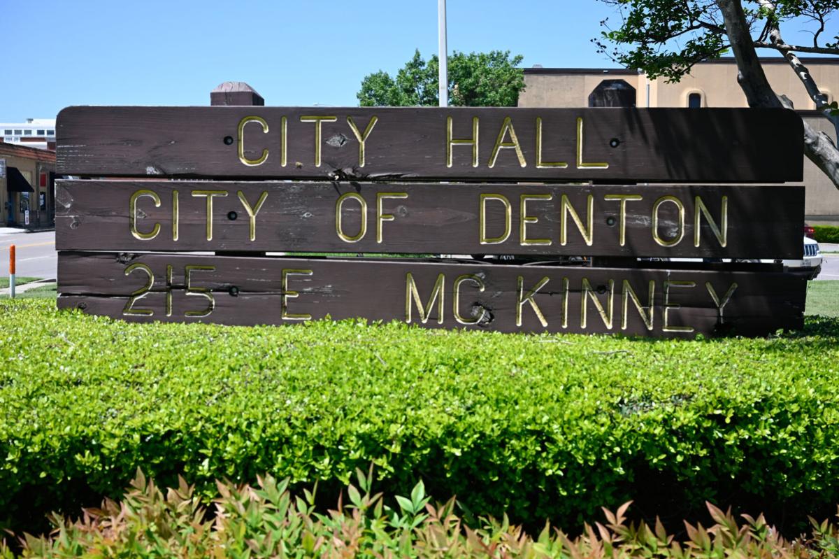 City manager's 5year contract up for review during work session