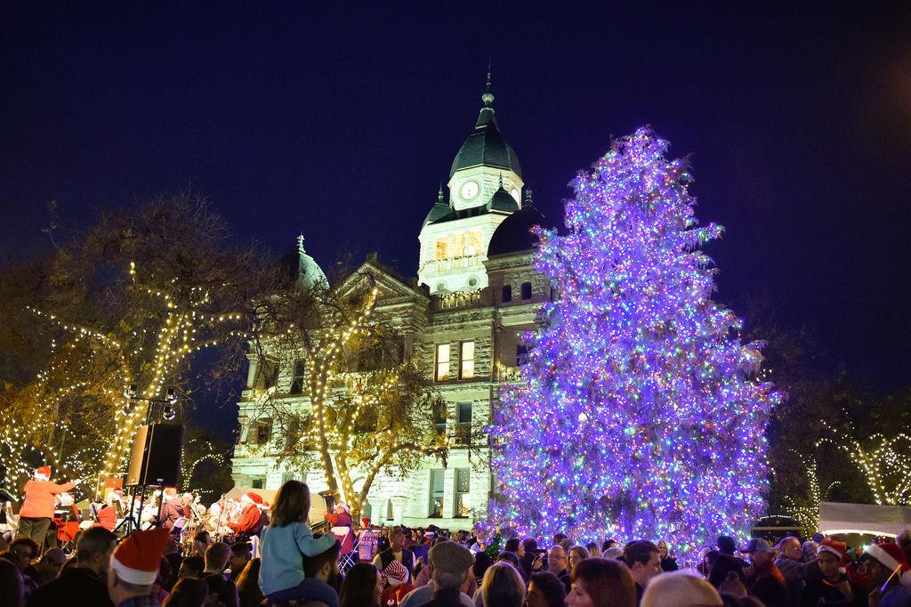 Denton Christmas Tree Lighting 2022 Drink It In: Denton Starts Holiday Season With Lighting Festival, Wassail  Event | Entertainment | Dentonrc.com