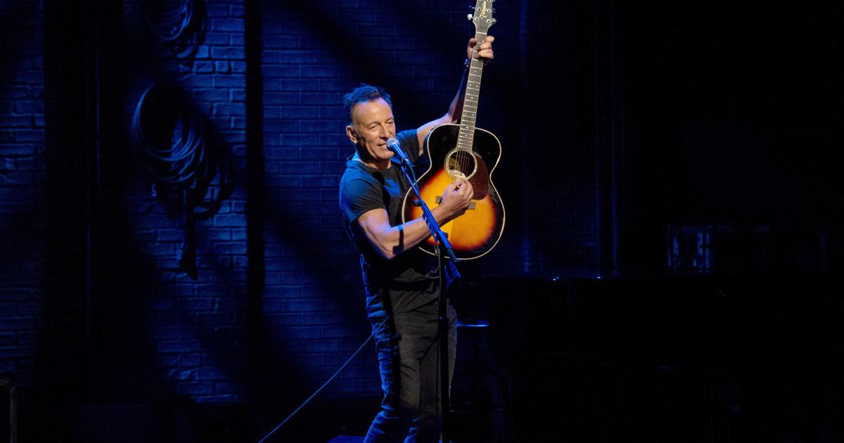 Netflix Springsteen Netflix's 'Springsteen on Broadway' is a new kind of concert film ...