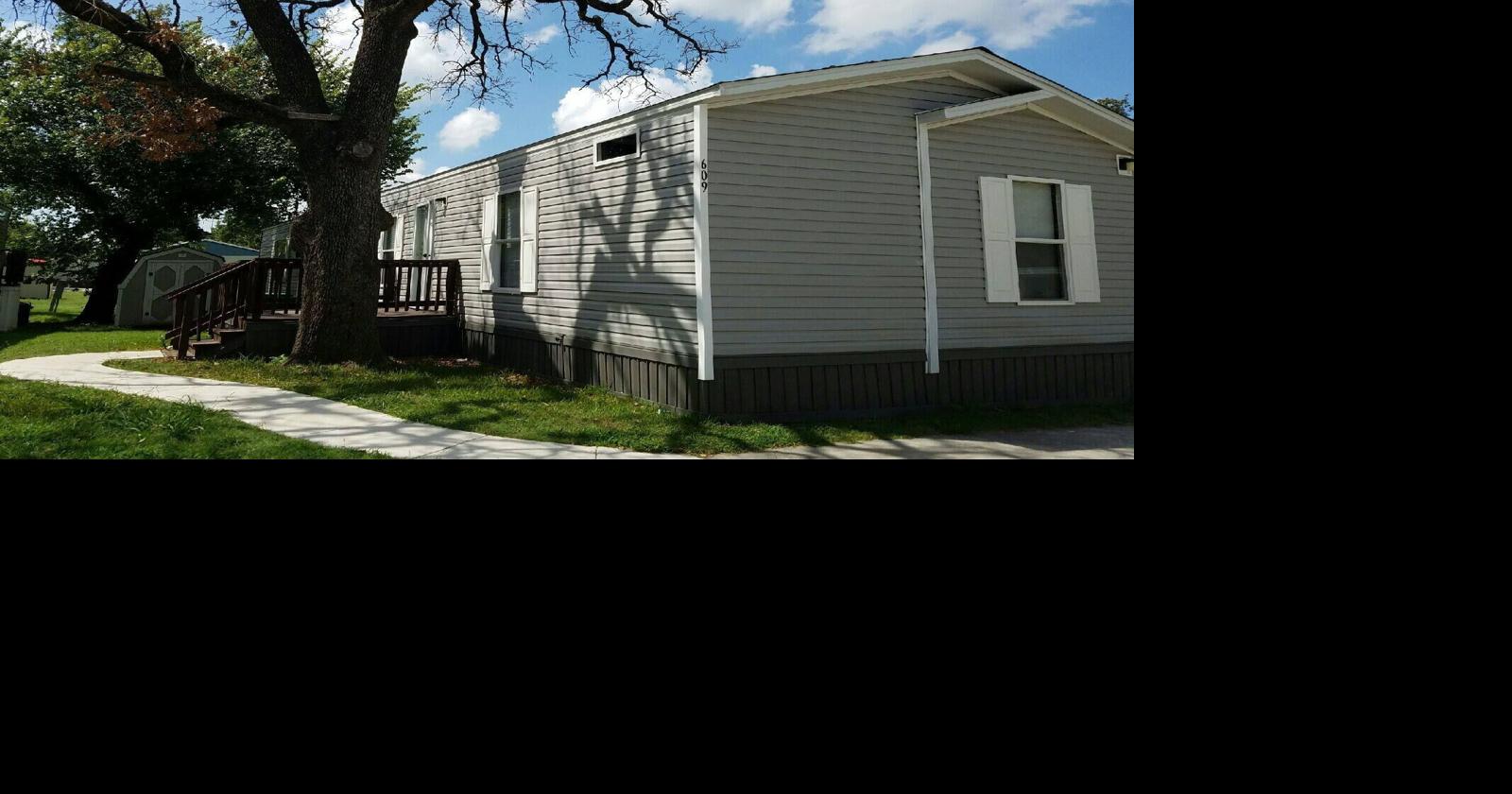 Denton mobile home park’s ban on window AC units leaves some residents